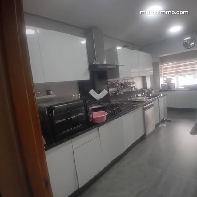 Appartement à Vendre de 220.0 m² à Dar Bouazza, Tamaris1 — 4
