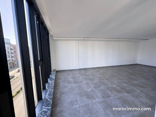 À Louer: Plateau Bureau– Boulevard Al Qods — 2