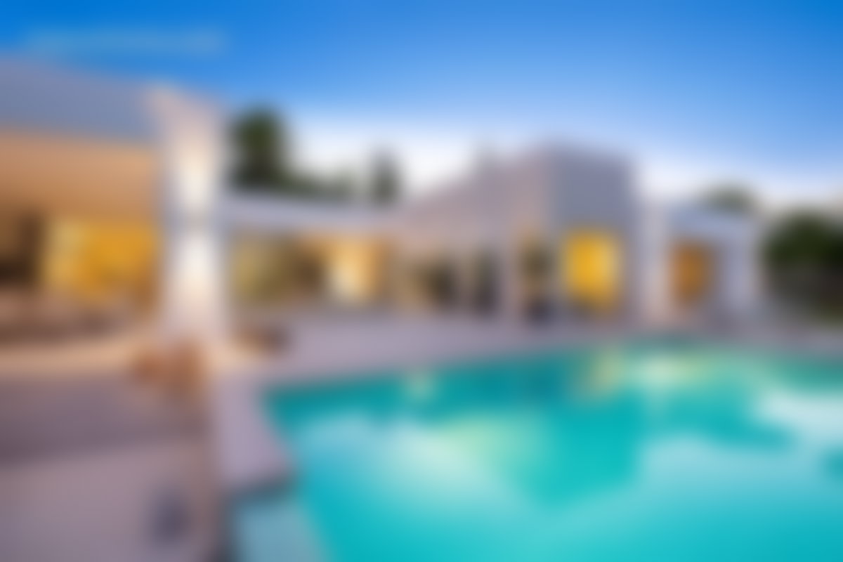 400 m² Villa with Pool and Dual Views, Cabo Negro