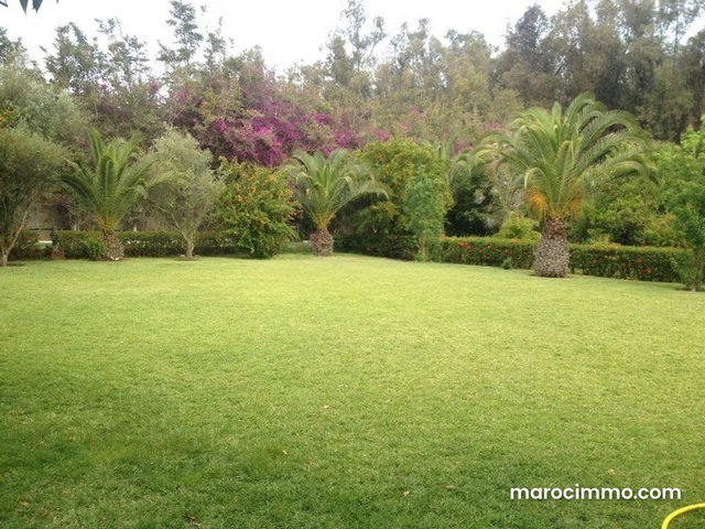 Villa meuble en location a bouskoura — 2