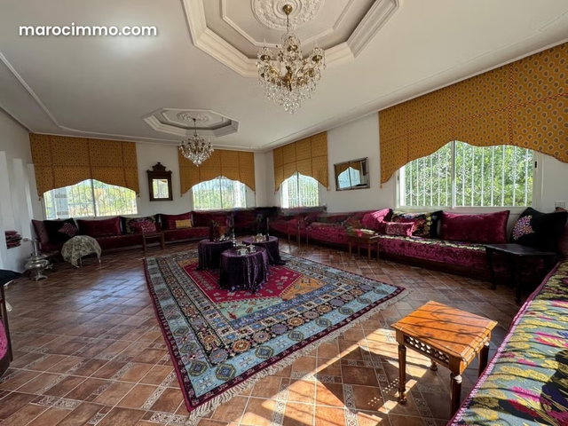 Magnifique ferme à vendre sur la route — 4