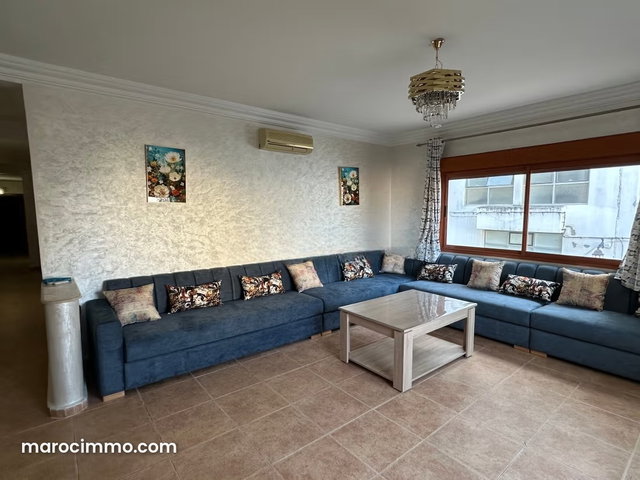 Apartment for Rent in the Center. 3 Comfortable Bedrooms. Concierge Service, Air Conditioning — 4