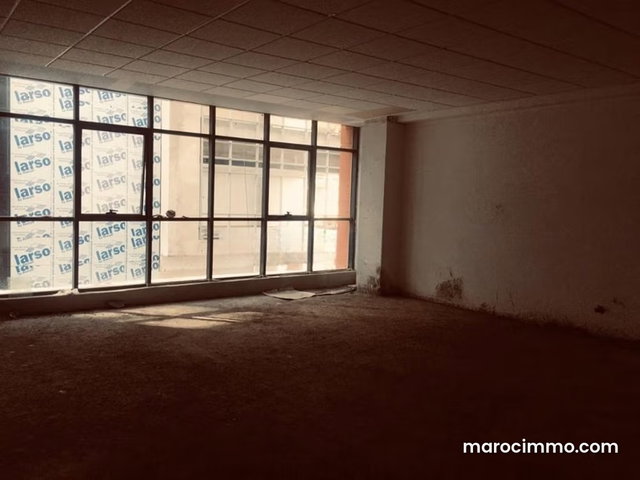 Plateau de bureau à louer sur bd ZOULIKHA NACIRI — 2