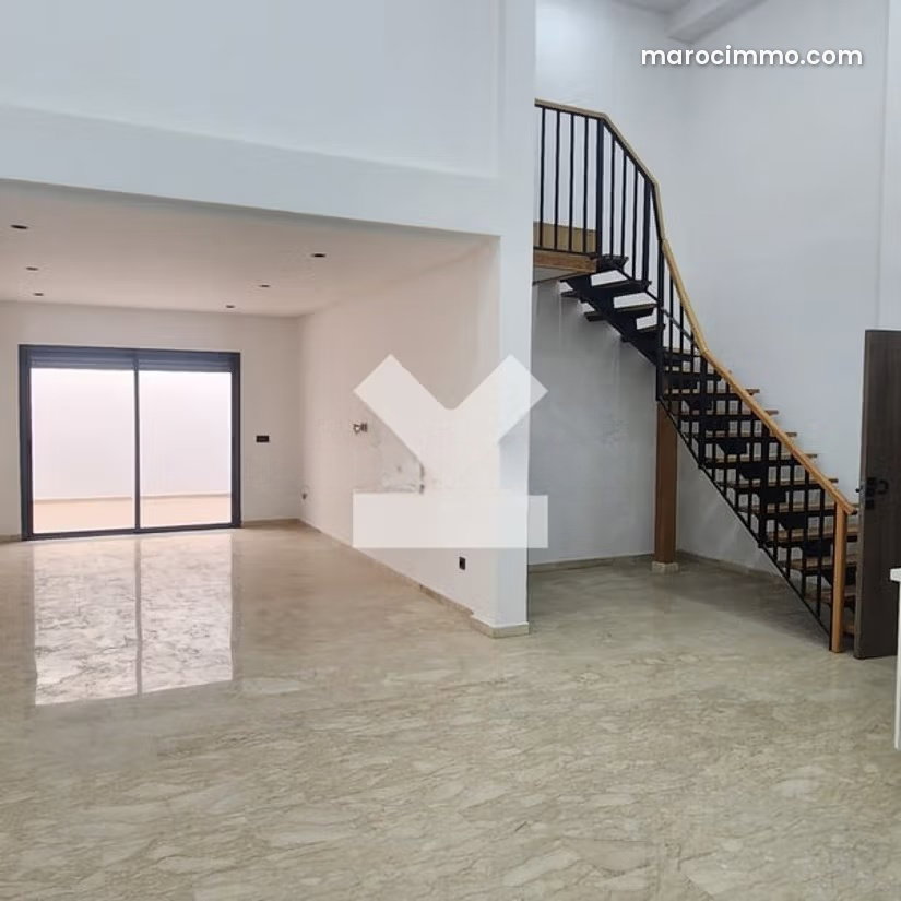 Bright 89 sqm duplex for rent in Aïn Chock, Casablanca — Casablanca