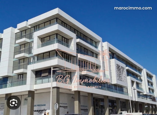 Office Space Last Floor, View and Private Parking — 2