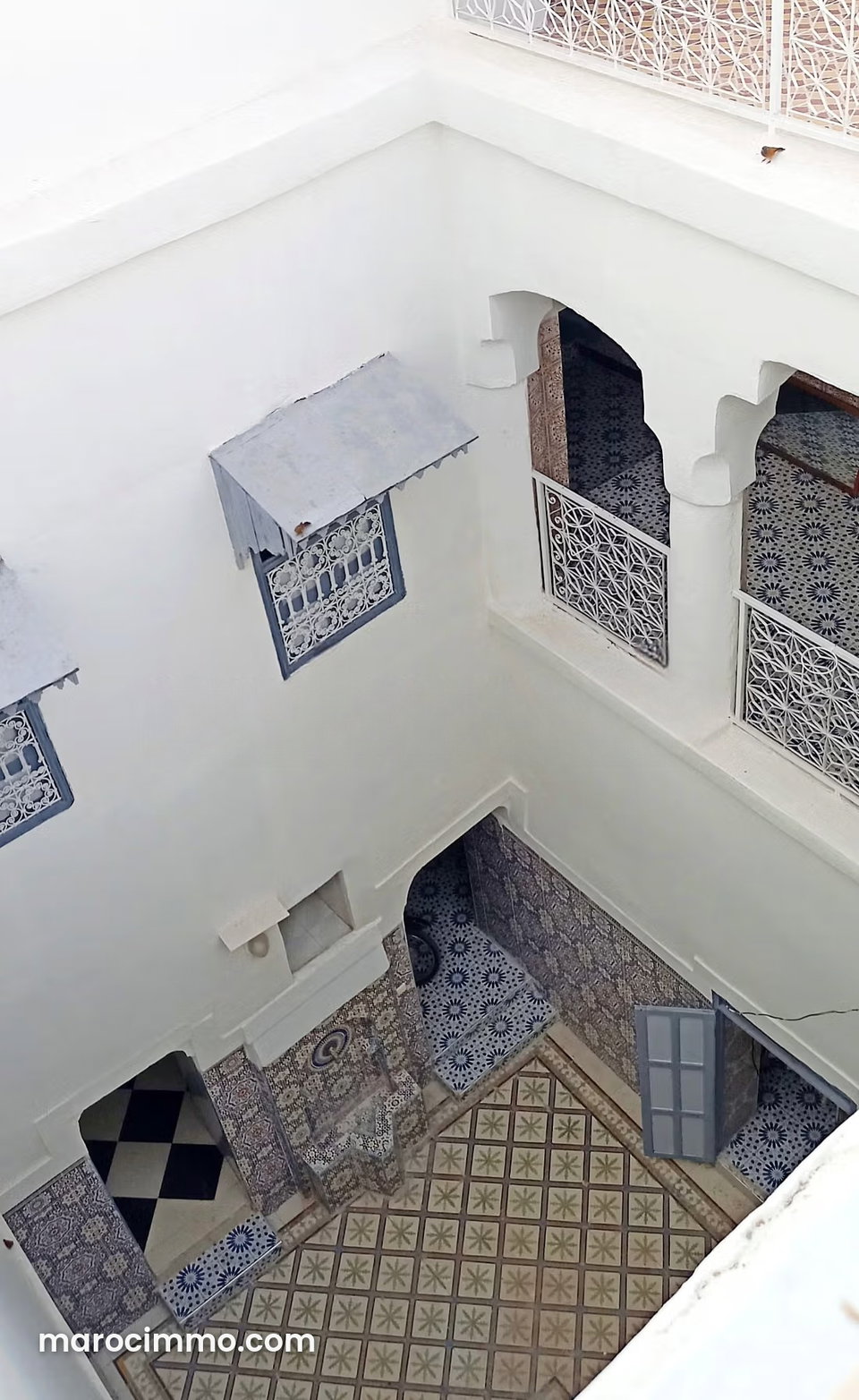 Beau riad ancien 124 M2 au sol médersa