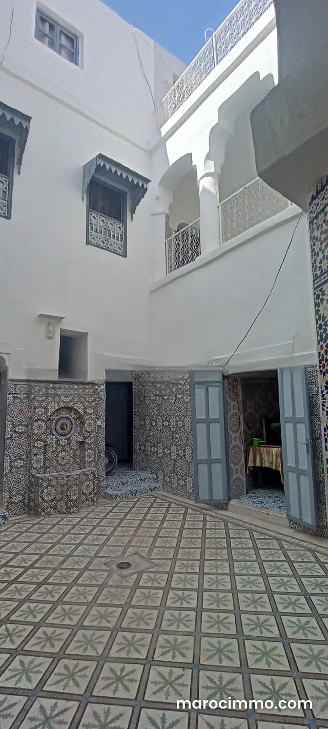 Beau riad ancien 124 M2 au sol médersa — 4