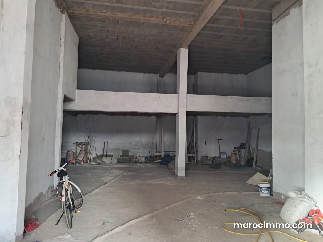 Local commercial 135 m² à louer à Lissasfa Casablanca — Casablanca