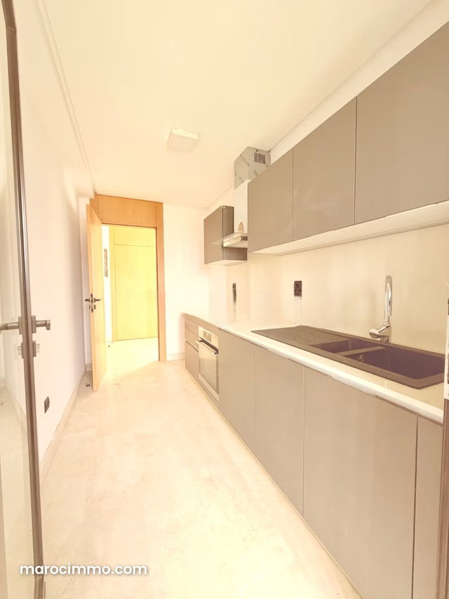 Appartement de prestige avec terrasse et jardin – Casablanca Finance City — 3