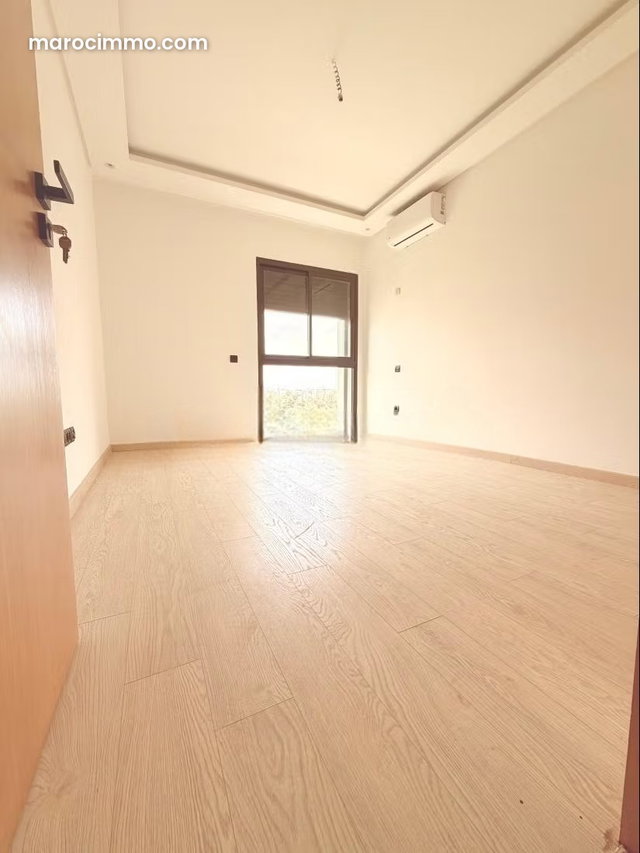 Appartement de prestige avec terrasse et jardin – Casablanca Finance City — 4