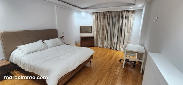 Un appartement meublé de standing en location — 4