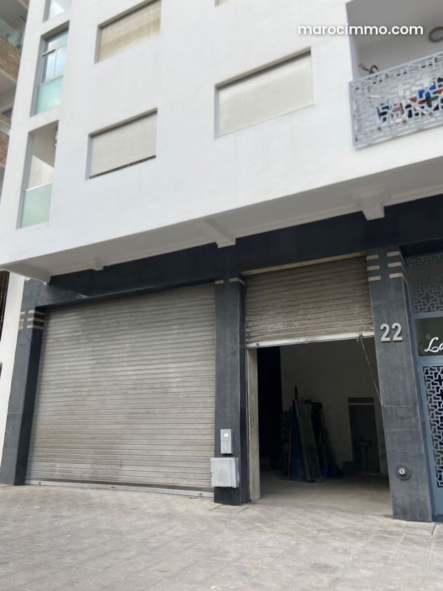 Local vide à Louer – Place Mozart — Tanger