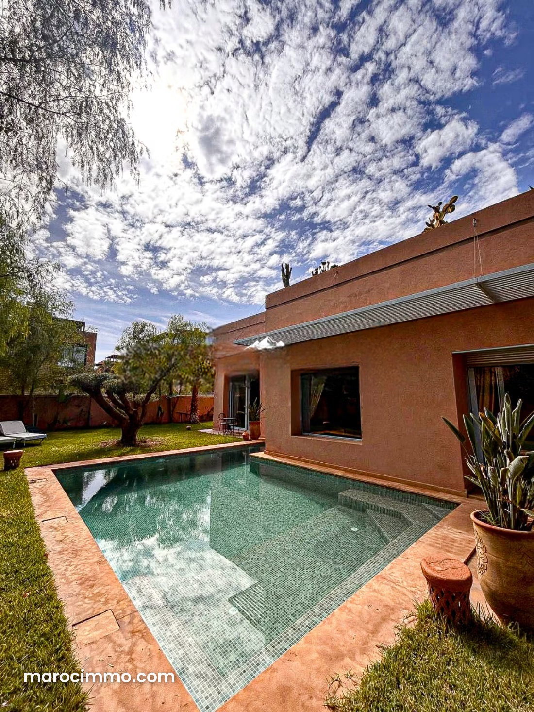 Villa 500 m², 4 chambres, piscine et jardin, Marrakech — Marrakech