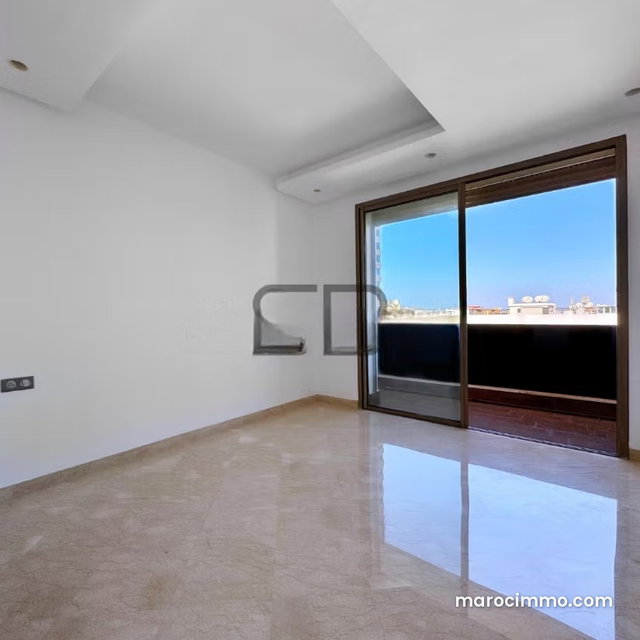 Modern Apartment for Rent in Racine — 3