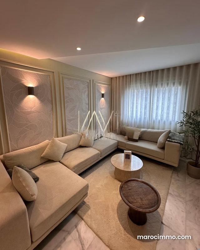 Bel appartement en location à Sania. Surface de 120 m². Bien meublé — 3
