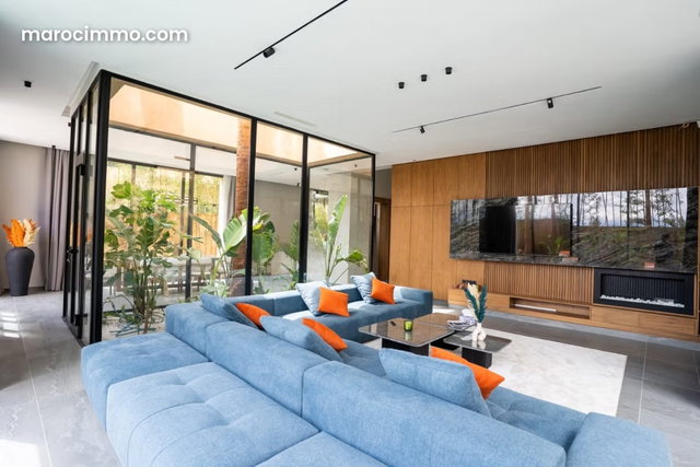 Somptueuse villa à vendre à Route de l'Ourika. Superficie 360 m². Meublé — 5