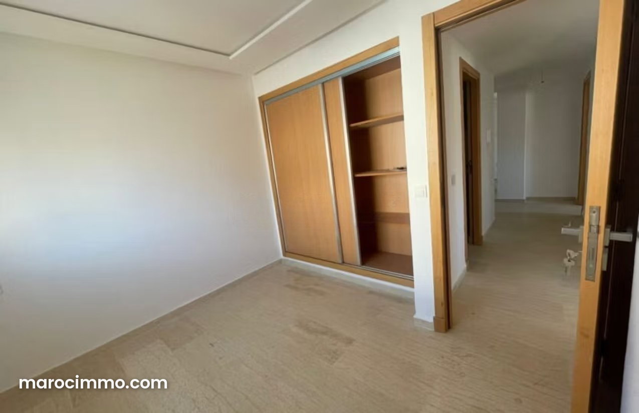 120 sqm Apartment with Terrace in Mesnana, Tangier — Tangier