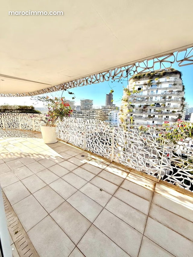 Excellent Empty Apartment for Rent — 2