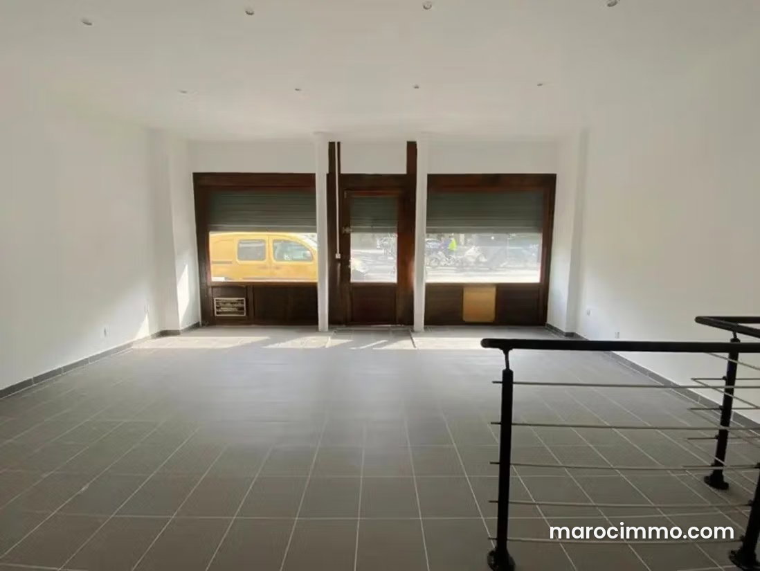 Commercial Premises with Mezzanine in Belvédère, Casablanca — Casablanca