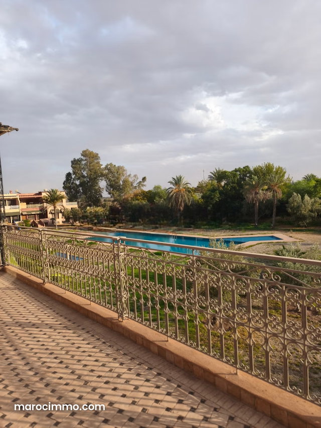Maison de luxe à louer à Route de Ouarzazate. 3 belles chambres — 2