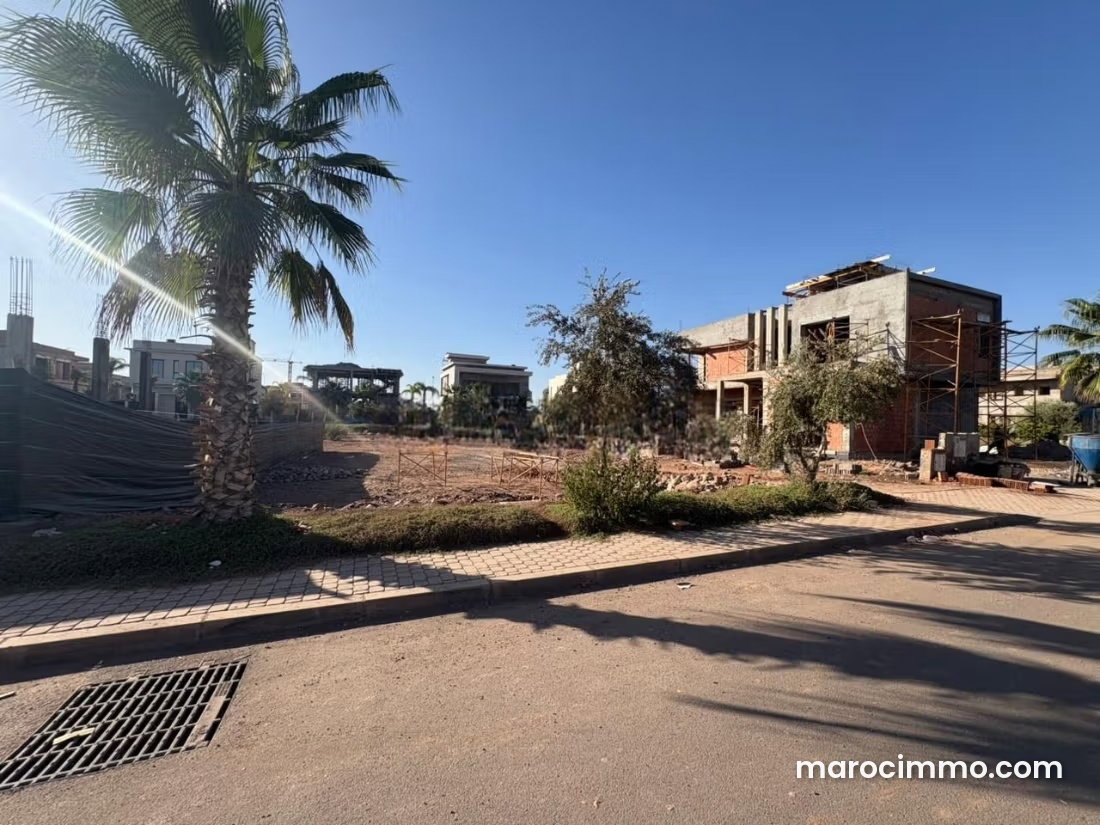 500 m² Plot for a Detached Villa, Amezmiz Road, Marrakech — Marrakesh
