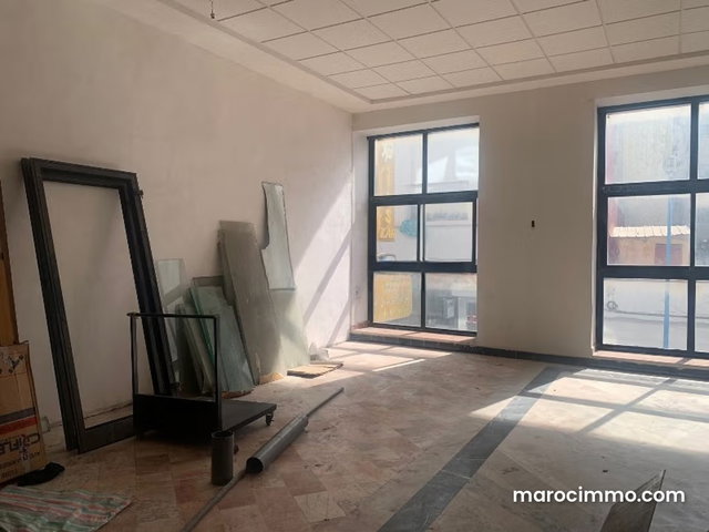 Plateau de Bureau à louer sur MAARIF — 2