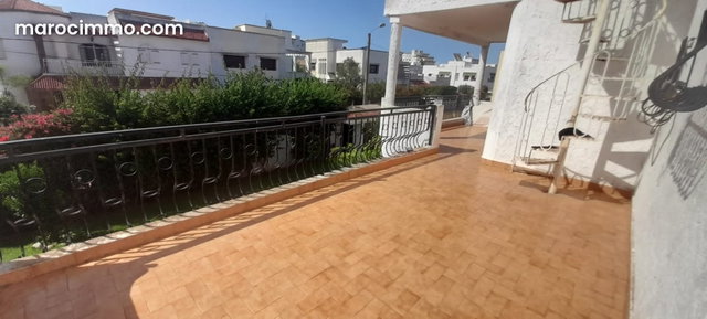Villa avec joli jardin a vendre — 5