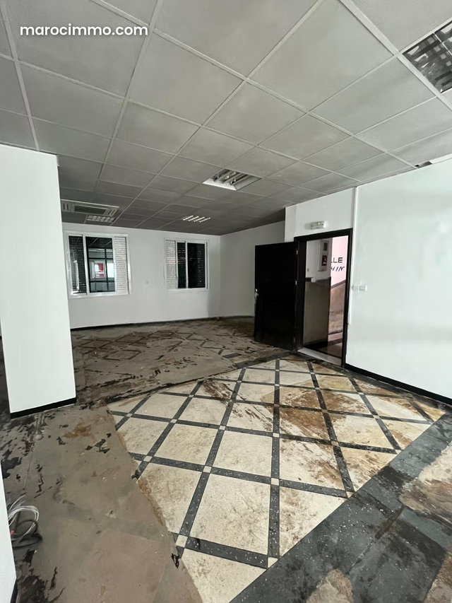 Office for Rent. Av. Des F.A.R — 2