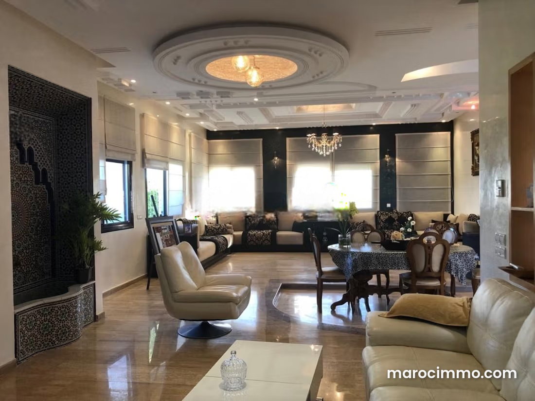 Villa 450 m² avec piscine et vue montagne, Route d'Immouzere, Fès — Fès