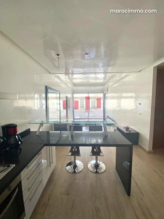 Lumineux appartement meublé 1 chambre — 5