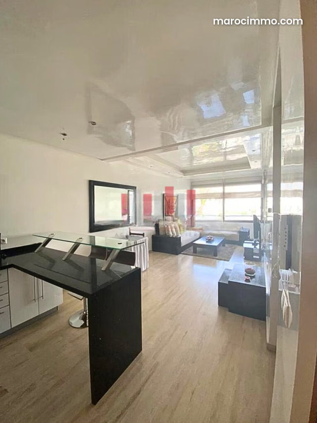 Lumineux appartement meublé 1 chambre — 2