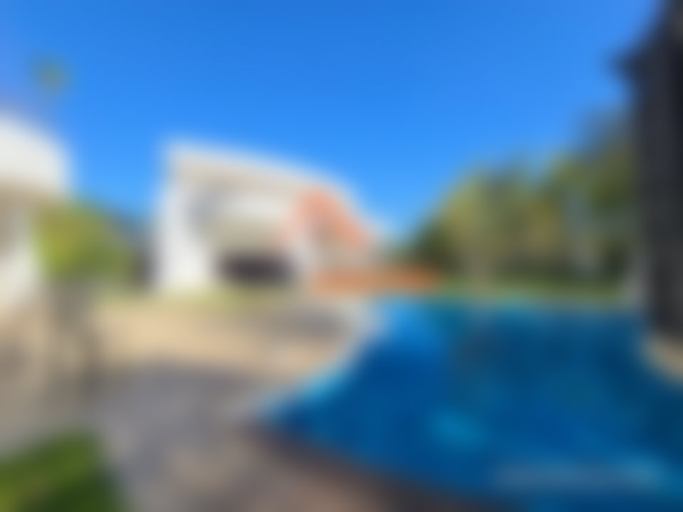 Villa meublée 2000 m² avec piscine à louer, Souissi, Rabat