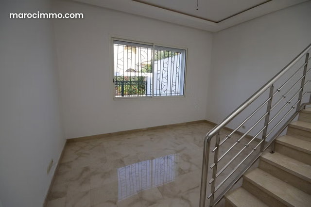 Belle villa 393 m2 avec piscine Nawrass Dar Bouazza — 5