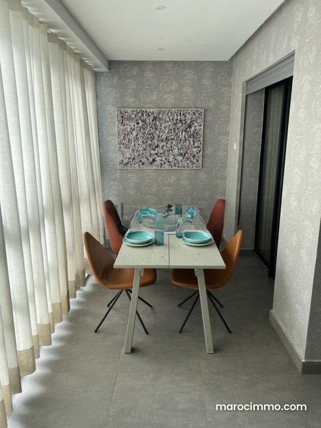 For Sale: Beautiful 1 Bedroom Studio Root — 3