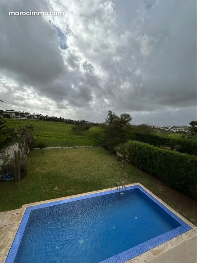 Location d’une villa front golf a la CGI Bouskoura — 3