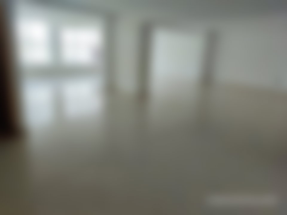Bureau 124 m² à vendre à Malabata Tanger