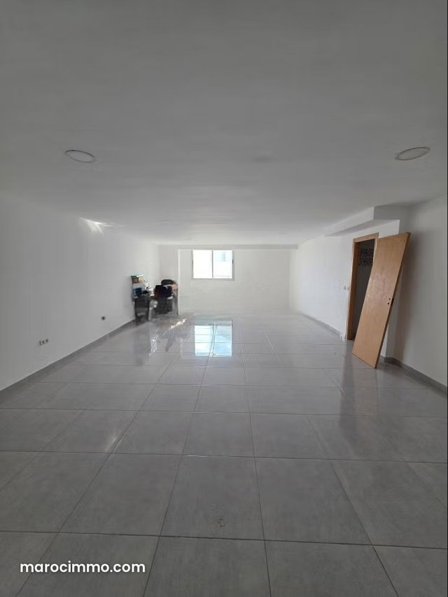 Deux Beaux bureaux à louer en Centre. Surface de 61 m² — 3