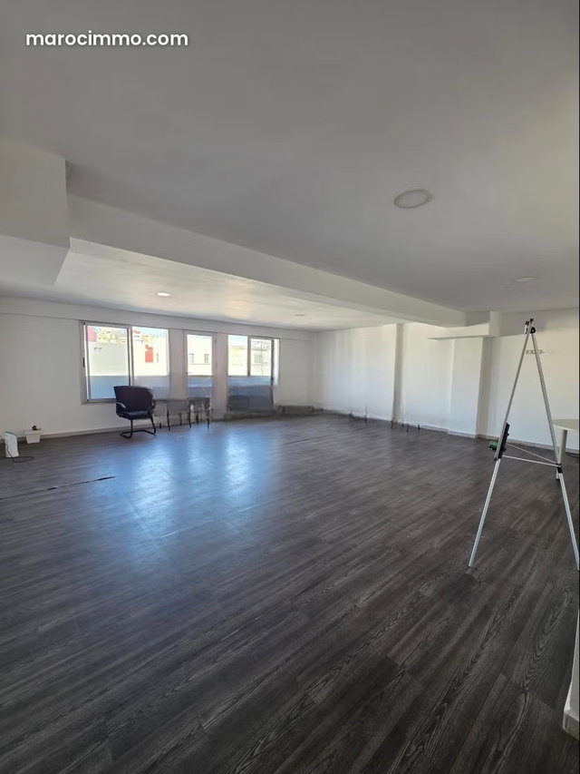 Location de bureaux en Centre. Surface de 79 m² — 3