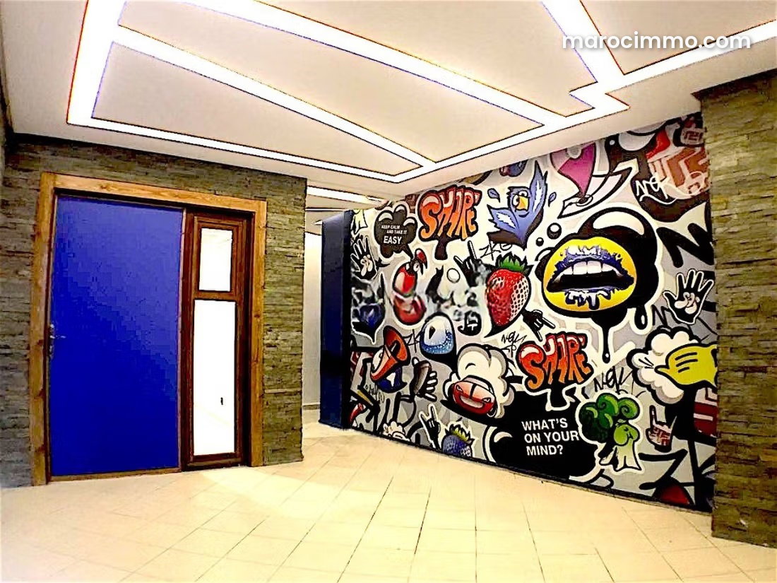 25 m² Office for Rent in Casablanca City Centre with Garage — Casablanca