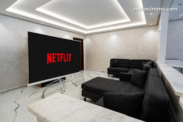 Villa de 5 chambres avec home cinéma — 4