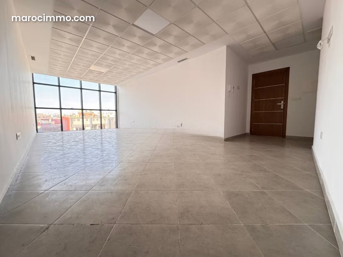 Bureau 44 m² à louer, Drissia, Tanger, proche gare TGV — Tanger