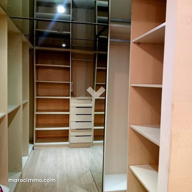 Appartement à Vendre de 238.0 m² à Casablanca, Maarif — 5