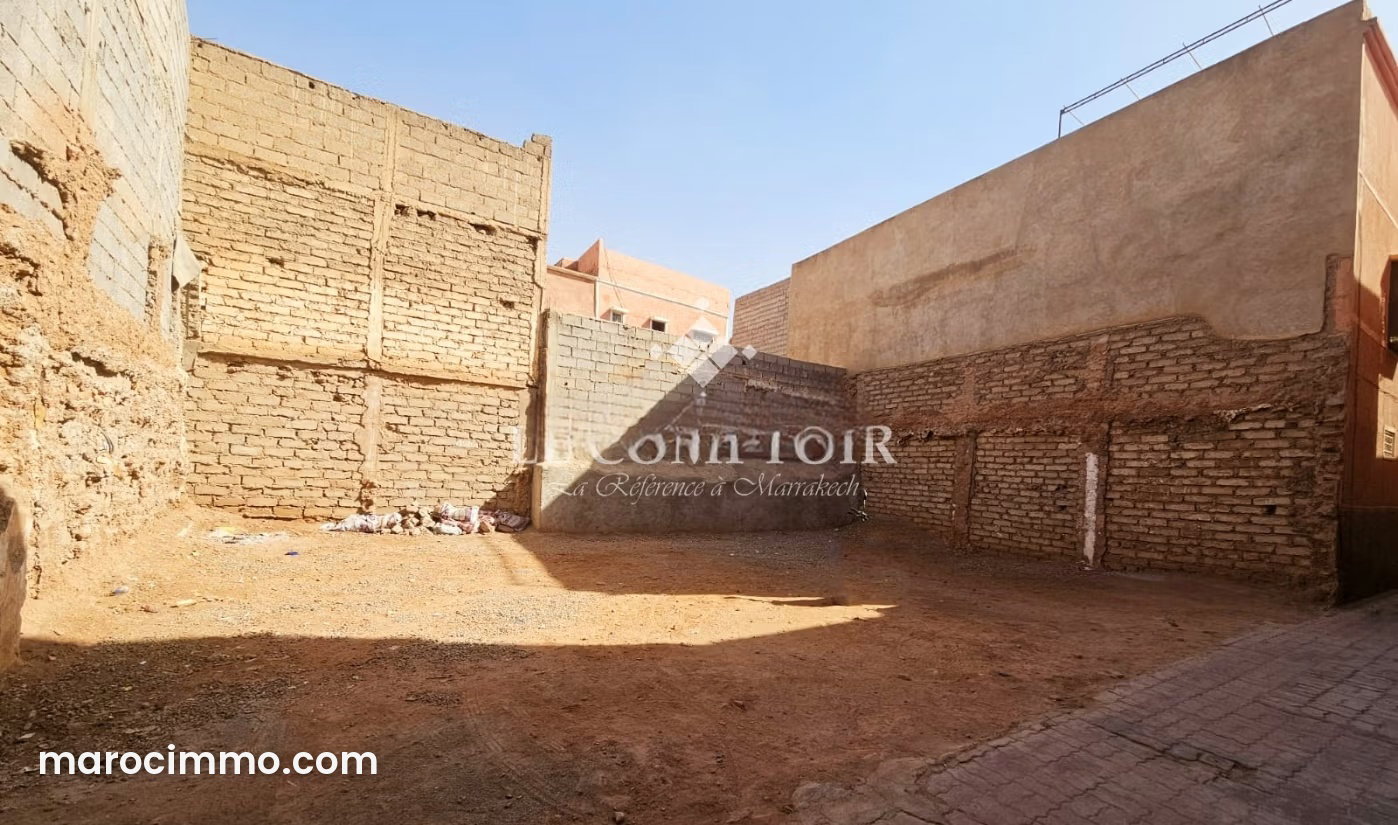 Titled 176 m² plot in Marrakech’s medina for sale — Marrakesh