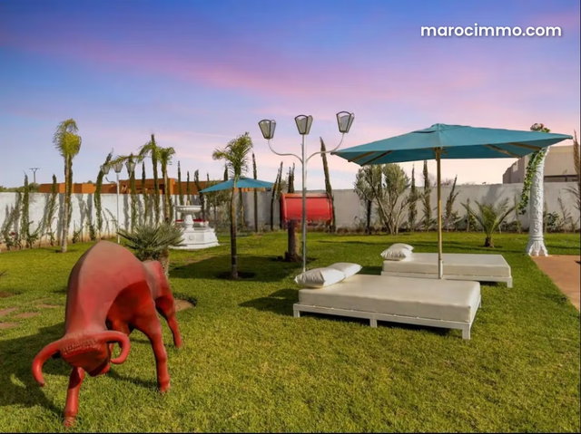 Villa spacieuse avec piscine à louer — 3