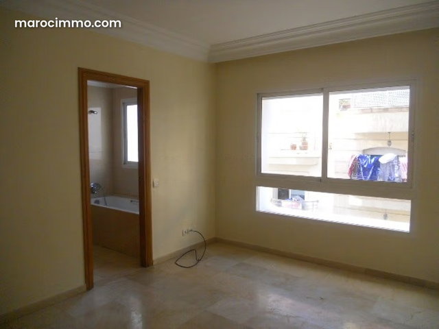 Apartment for Rent in Racine — 2