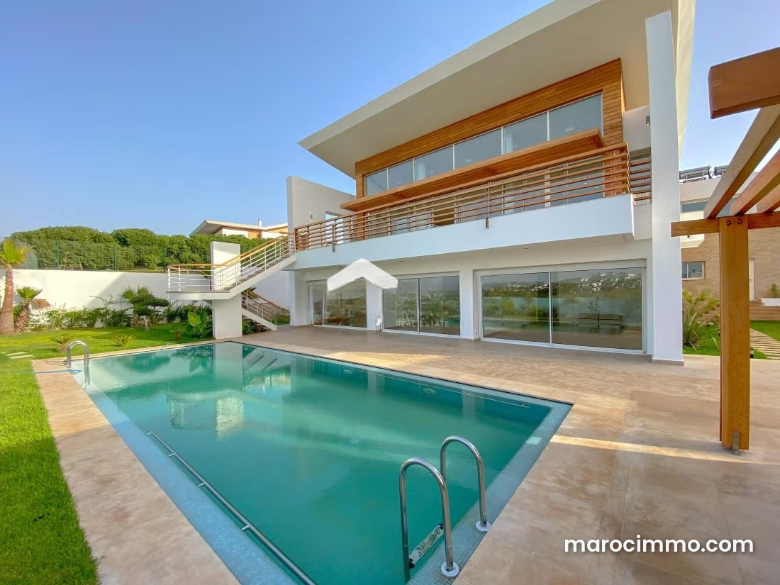Villa 5 chambres avec piscine, Ville Verte Bouskoura — Bouskoura