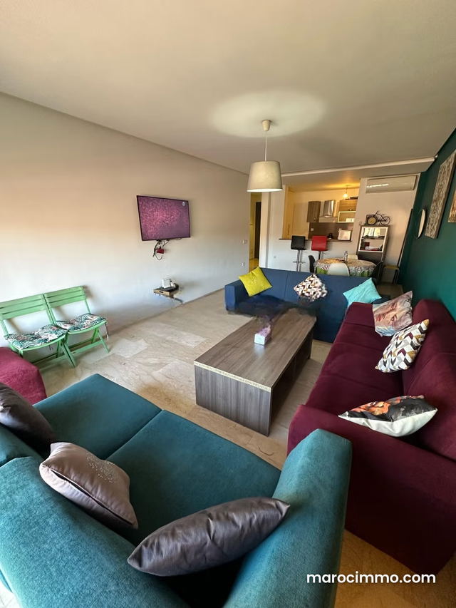 Appartement à l'achat à Guéliz. 1 belle chambre. Piscine, climatisation — مراكش