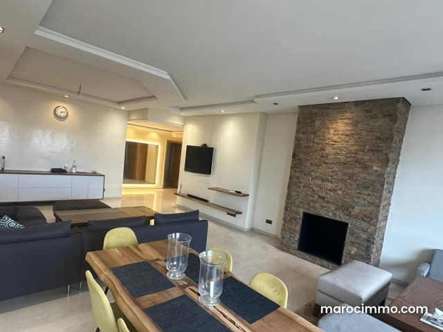 Sale Apartment in Golden Triangle — 3
