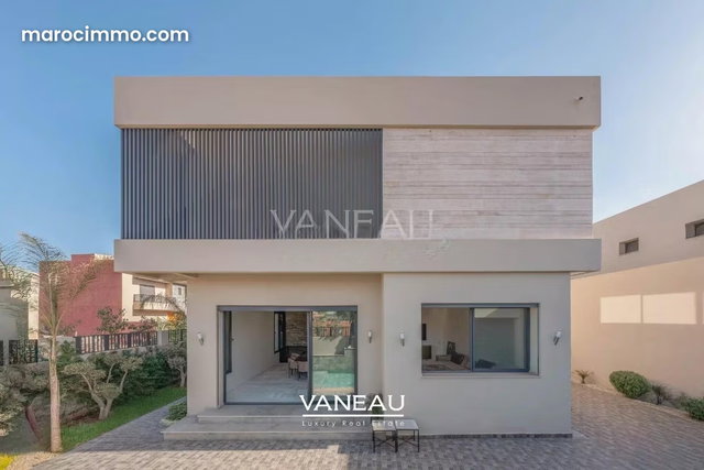 À Vendre: Villa Spacieuse avec 5 Chambres à Marrakech — 2