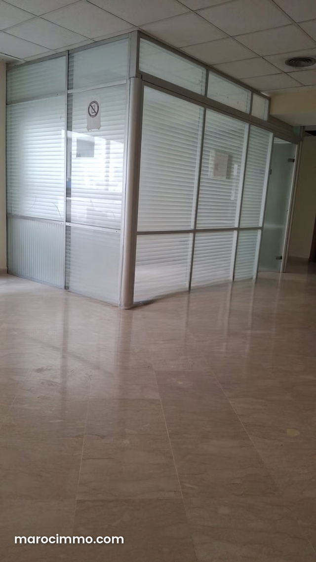 Plateau bureau à louer – Rue Bachir Laalaj 9000 dh — Casablanca